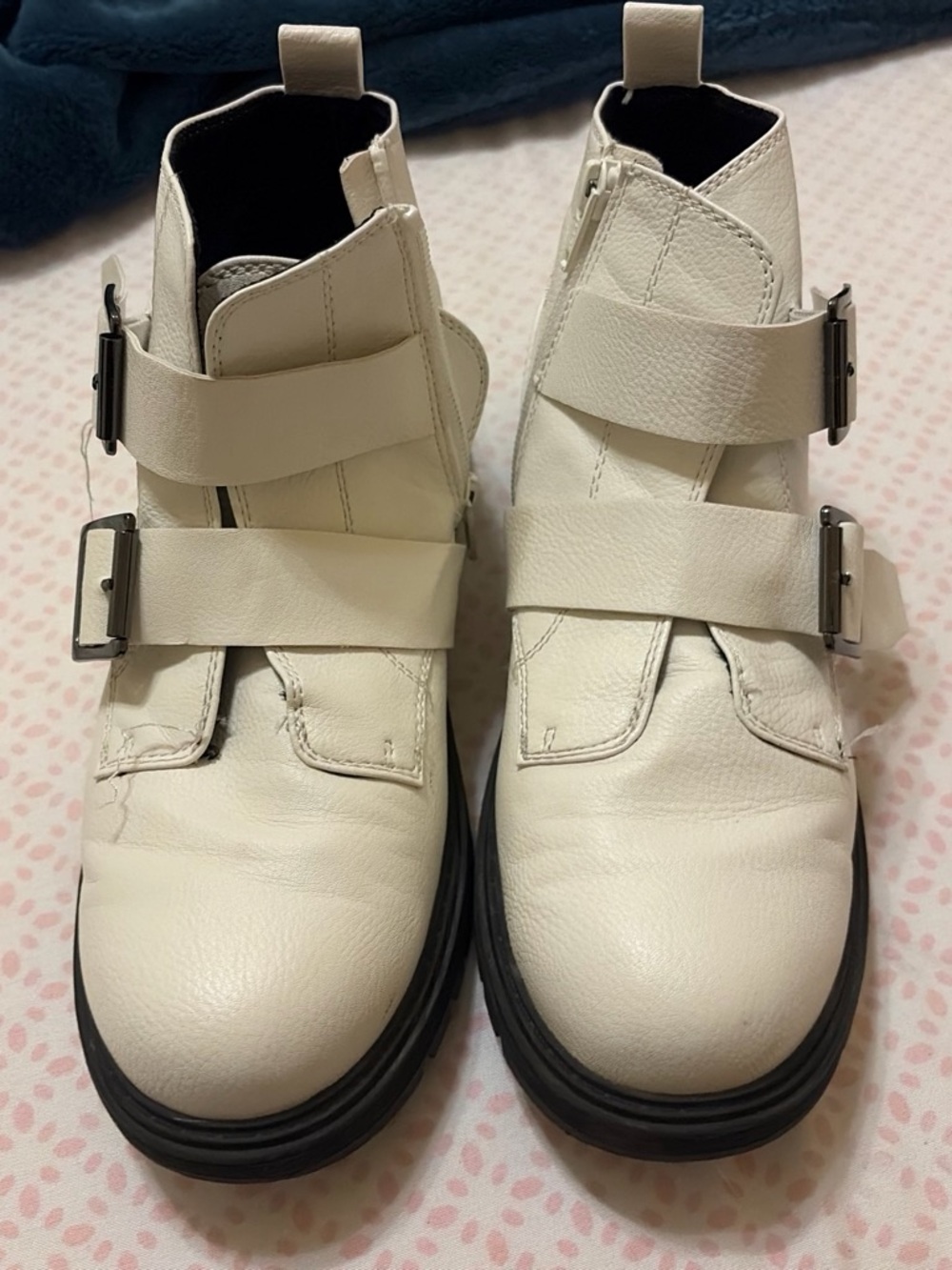 Kohl's White Leather Buckle Strap Ankle Boots